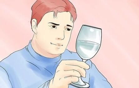 Ridurre la quantità di alcol consumata nella fase iniziale